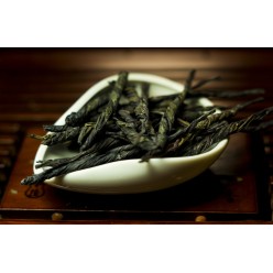 Чай зеленый Китай «Кудин» ( Горькая слеза) цена за 100 г.